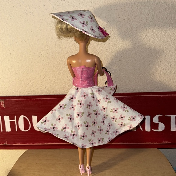 Barbie style spring outfit - Picture 6 of 6
